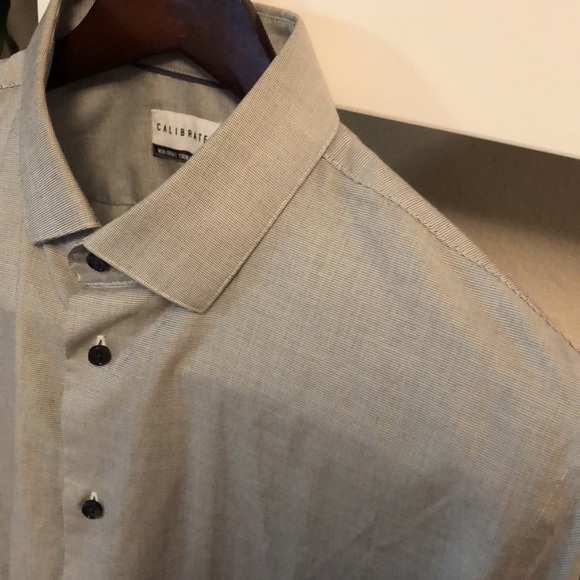 Calibrate-Men’s Dress Shirt - Picture 5 of 5